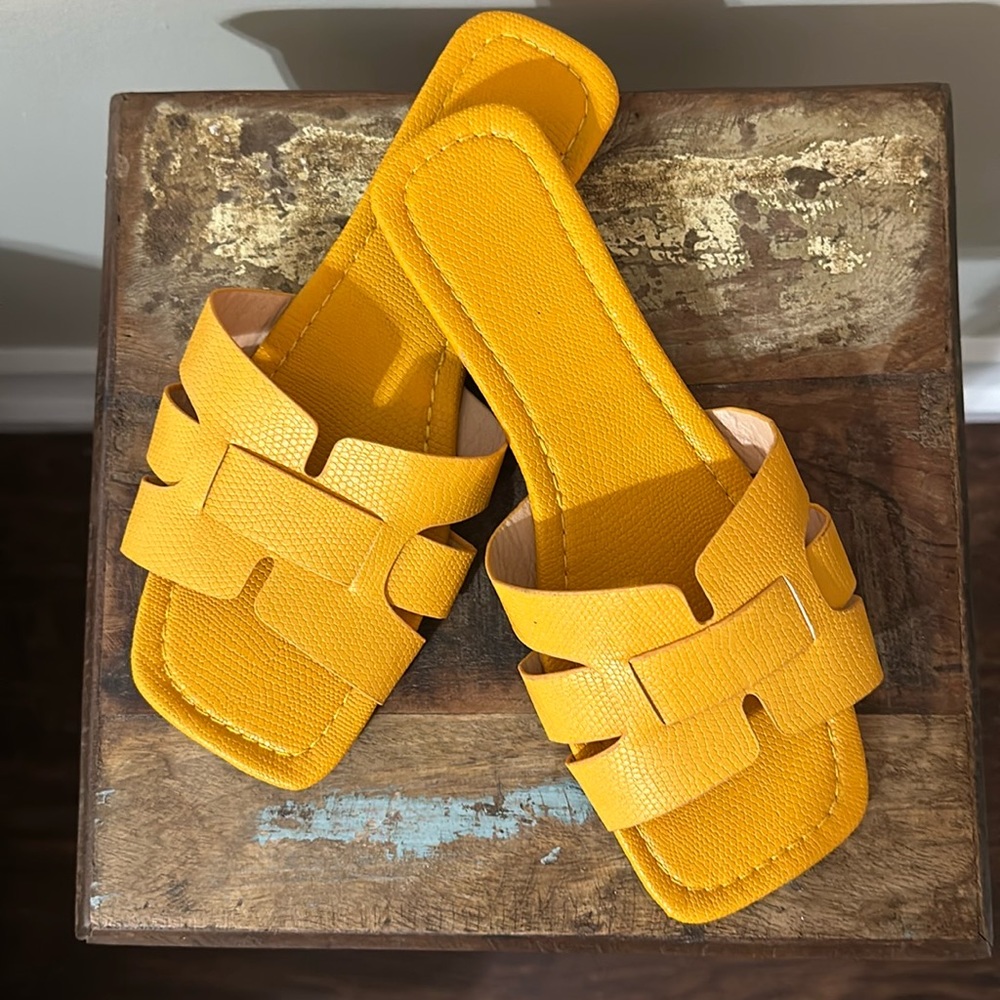 Designer Inspired “H” style sandals